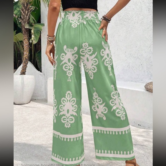 Boho Paisley Print Wide Legs Stretchy Waist Pants - Picture 2 of 8